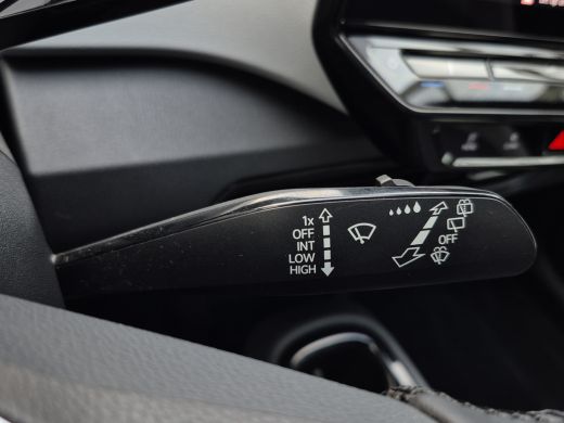 Volkswagen ID.3 First Plus 58 kWh Trekhaak | Matrix LED | Camera | Stuur+Stoelverwarming | ActivLease financial lease