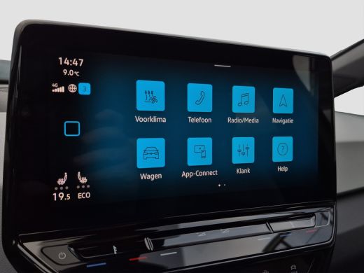 Volkswagen ID.3 First Plus 58 kWh Trekhaak | Matrix LED | Camera | Stuur+Stoelverwarming | ActivLease financial lease