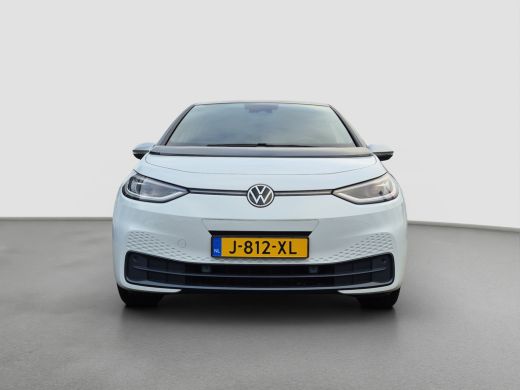 Volkswagen ID.3 First Plus 58 kWh Trekhaak | Matrix LED | Camera | Stuur+Stoelverwarming | ActivLease financial lease