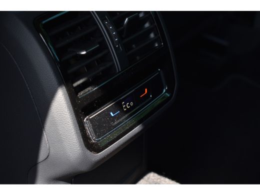 Volkswagen Passat Variant 218PK DSG HYBRID GTE BUSINESS CAMERA/NAVI/STUURVERW. ActivLease financial lease