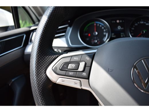 Volkswagen Passat Variant 218PK DSG HYBRID GTE BUSINESS CAMERA/NAVI/STUURVERW. ActivLease financial lease
