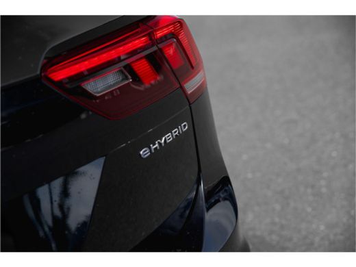 Volkswagen Tiguan 1.4 TSI 245pk eHybrid R-Line | Panoramadak | Trekhaak | Apple Carplay | l SOH 94% l Panoramadak l... ActivLease financial lease