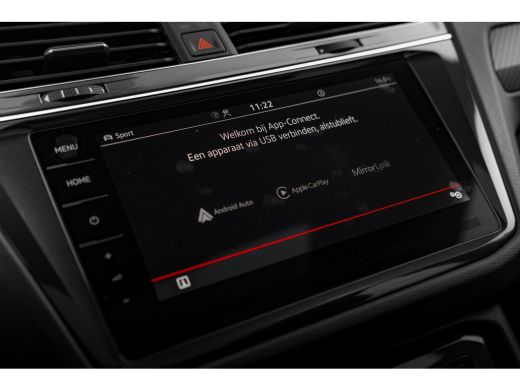 Volkswagen Tiguan 1.4 TSI eHybrid 245pk R-Line | Panoramadak | Trekhaak | Stoelen Elektrisch met Geheugen | Head-Up... ActivLease financial lease