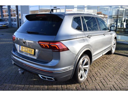 Volkswagen Tiguan Allspace 1.5 TSI 150PK R-Line Business+ 7P. | TREKHAAK | PANORAMADAK | 19 INCH | ELEKTR. A. KLEP | STUUR +... ActivLease financial lease