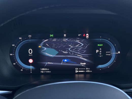 Volvo  XC60 2.0 T6 Plug-in hybrid AWD Plus Dark | Panoramadak | 360 Camera | Trekhaak | BLIS | ActivLease financial lease