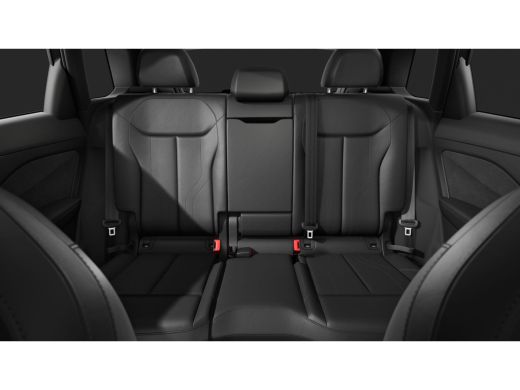 Audi Q3 1.5 200kW e-hybrid S edition | Daytonagrijs | 19 inch velgen | Privacy glas | Tech Plus ActivLease financial lease