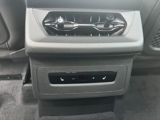 Audi Q6 e-tron Advanced edition 83 kWh ActivLease financial lease