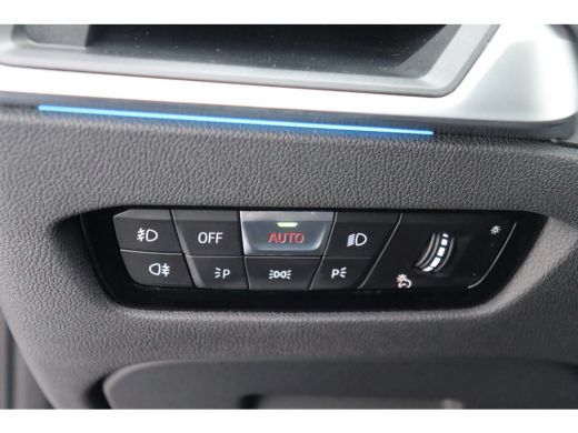 BMW 3 Serie Touring 330e High Executive Sport Line Automaat / Sportstoelen / LED / Live Cockpit Professional ... ActivLease financial lease