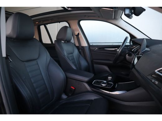 BMW X3 xDrive30e Business Edition Plus Pano Dak / Leder / 360 camera / HiFi / ActivLease financial lease