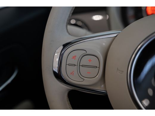 Fiat 500C 1.0 Hybrid Dolcevita | Parkeersensoren | Apple Carplay & Android Auto | Cruise Controle | Lichtme... ActivLease financial lease