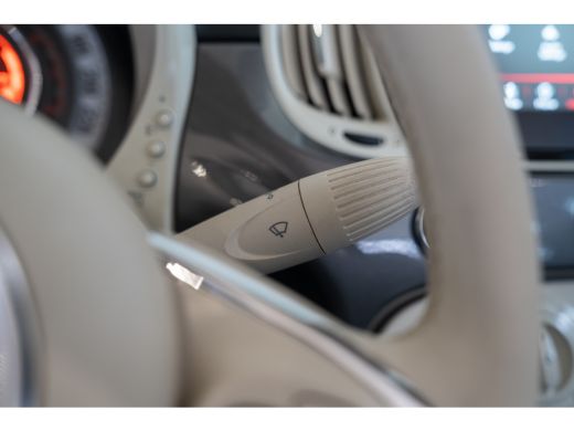 Fiat 500C 1.0 Hybrid Dolcevita | Parkeersensoren | Apple Carplay & Android Auto | Cruise Controle | Lichtme... ActivLease financial lease