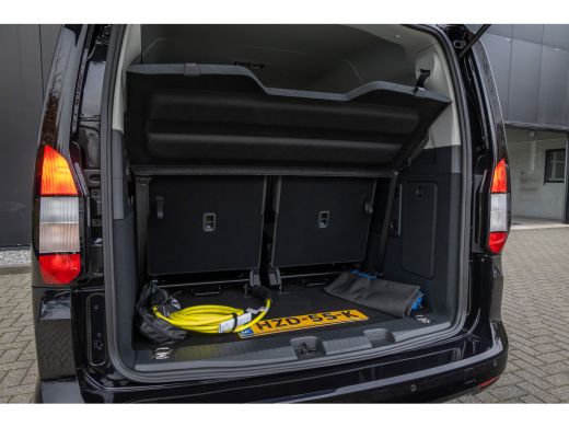 Ford Tourneo Connect 1.5 PHEV Titanium 7 Persoons | 17 inch licht metaal | 7-persoons uitvoering | Achteruitrijcamera ActivLease financial lease