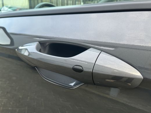 Hyundai Kona 1.6 GDI 141pk HEV Comfort | Camera | Draadloos carplay | Climate control | Adaptive cruise contro... ActivLease financial lease