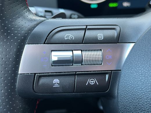 Hyundai Kona 1.6 GDI 141pk HEV N-Line | Premium audio | 360 camera | Bestuurdersstoel met geheugen | Adaptive ... ActivLease financial lease