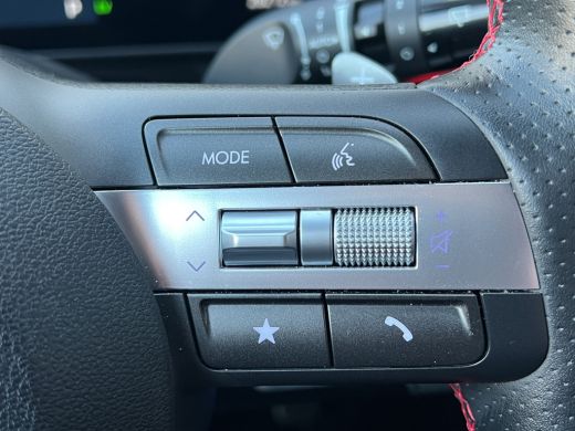 Hyundai Kona 1.6 GDI 141pk HEV N-Line | Premium audio | 360 camera | Bestuurdersstoel met geheugen | Adaptive ... ActivLease financial lease