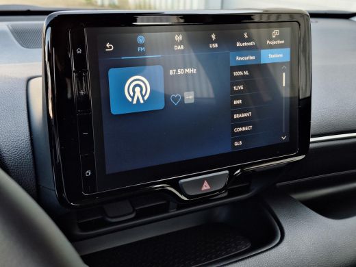 Mazda 2 Hybrid Hybrid 1.5 Centre-line | Climate control | Stoelverwarming | Lichtmetalen velgen | Applecarplay a... ActivLease financial lease