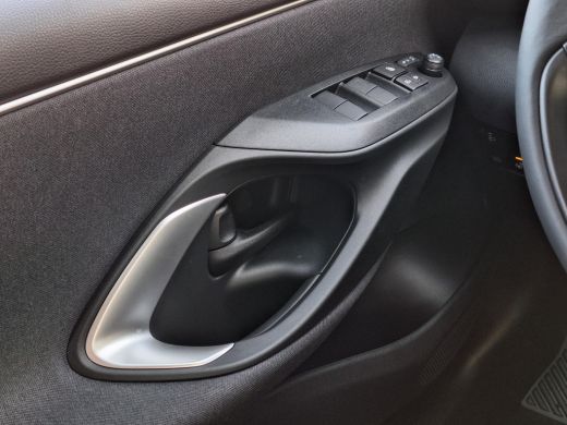 Mazda 2 Hybrid Hybrid 1.5 Centre-line | Climate control | Stoelverwarming | Lichtmetalen velgen | Applecarplay a... ActivLease financial lease