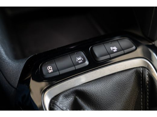 Opel Corsa 1.2 Turbo 100PK Elegance | Camera | Parkeersensoren | Climate Controle | Dodehoek bewaking | Appl... ActivLease financial lease