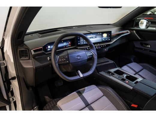 Opel Grandland 1.2 Turbo 145PK Hybrid GS | Head-up Display | Camera | Keyless | Parkeersensoren | Stoelverwarmin... ActivLease financial lease