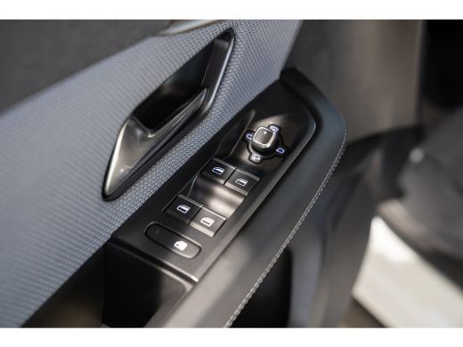 Opel Grandland 1.2 Turbo 145PK Hybrid GS | Head-up Display | Camera | Keyless | Parkeersensoren | Stoelverwarmin... ActivLease financial lease