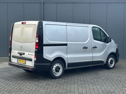 Opel Vivaro 1.6 CDTI 126 PK / L1H1 / 1e EIGENAAR / AIRCO / CRUISE / NAVI / CAMERA / BLUETOOTH ActivLease financial lease