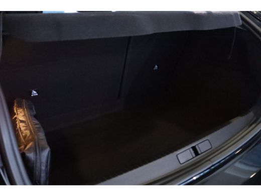 Peugeot 208 Hybrid 110 e-DCS6 GT | Cruise Control | 360 Camera | Keyless | Navi | Carplay | Dodehoekdetectie ActivLease financial lease