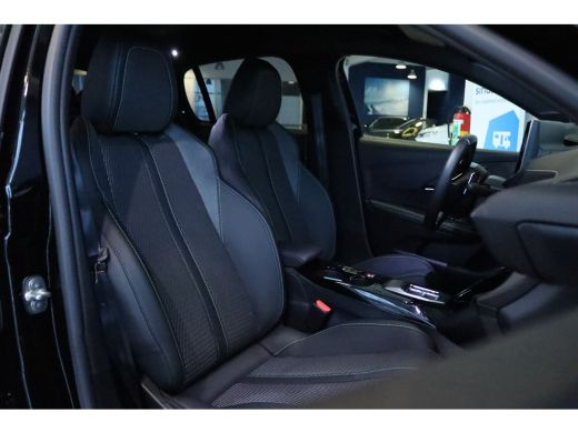 Peugeot 208 Hybrid 110 e-DCS6 GT | Cruise Control | 360 Camera | Keyless | Navi | Carplay | Dodehoekdetectie ActivLease financial lease