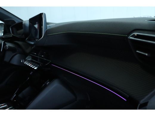 Peugeot 208 Hybrid 110 e-DCS6 GT | Cruise Control | Camera | Keyless | Carplay | 17 Inch | ActivLease financial lease