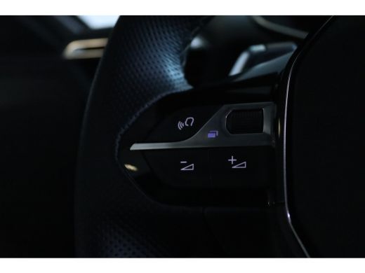 Peugeot 208 Hybrid 110 e-DCS6 GT | Cruise Control | Camera | Keyless | Carplay | 17 Inch | ActivLease financial lease