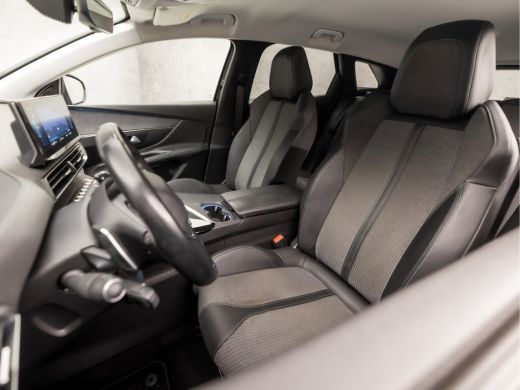 Peugeot 3008 1.6 HYbrid 225 Allure 225Pk Automaat (APPLE CARPLAY, STANDKACHEL, GROOT NAVI, CAMERA, XENON, DIGI... ActivLease financial lease