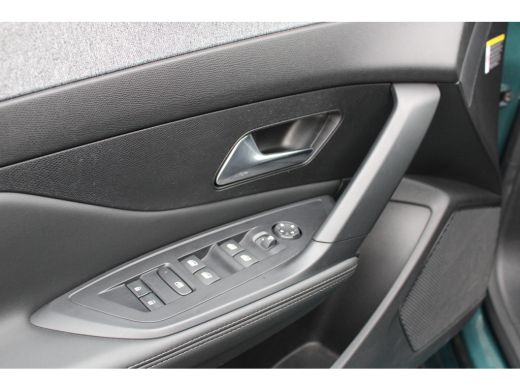 Peugeot 308 SW 1.2 PureTech Allure Pack Business | Automaat | Navigatie | Camera | Trekhaak | Apple carplay | ActivLease financial lease