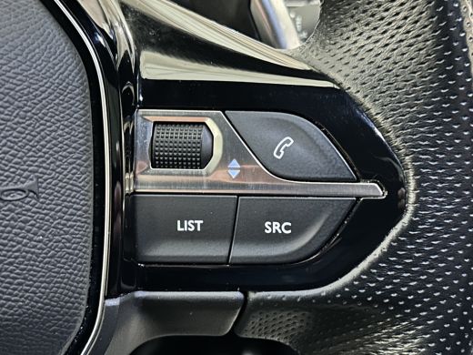 Peugeot 5008 1.2 PureTech Blue Lease GT | Focal Audio | Black Pack | 19'' Lichtmetalen velgen | Panoramadak | ... ActivLease financial lease