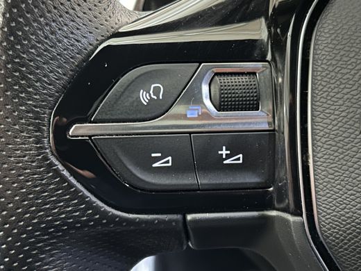 Peugeot 5008 1.2 PureTech Blue Lease GT | Focal Audio | Black Pack | 19'' Lichtmetalen velgen | Panoramadak | ... ActivLease financial lease