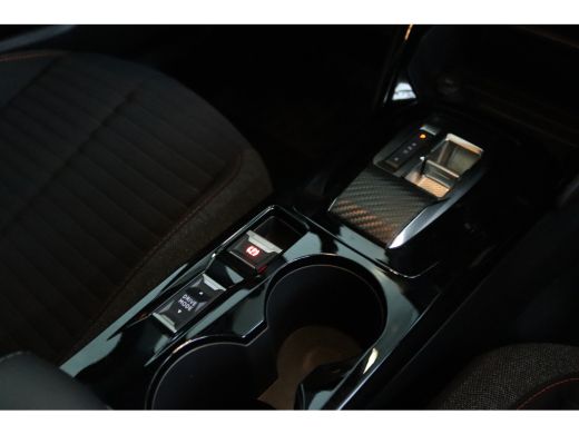 Peugeot e-2008 EV 136PK 50KWH ACTIVE PACK | Cruise Control | Navigatie | Climate | Carplay | LMV | PDC ActivLease financial lease