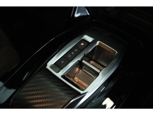 Peugeot e-2008 EV 136PK 50KWH ACTIVE PACK | Cruise Control | Navigatie | Climate | Carplay | LMV | PDC ActivLease financial lease