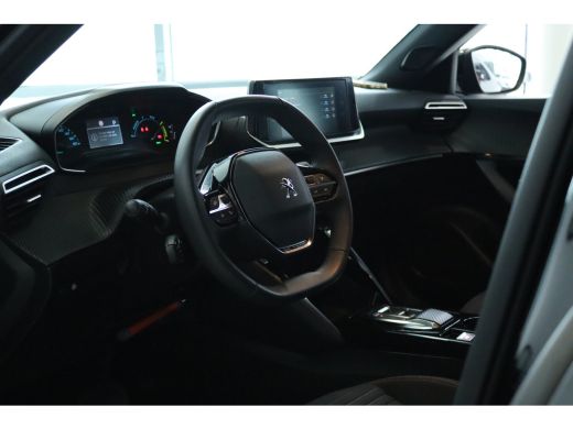 Peugeot e-2008 EV 136PK 50KWH ACTIVE PACK | Cruise Control | Navigatie | Climate | Carplay | LMV | PDC ActivLease financial lease