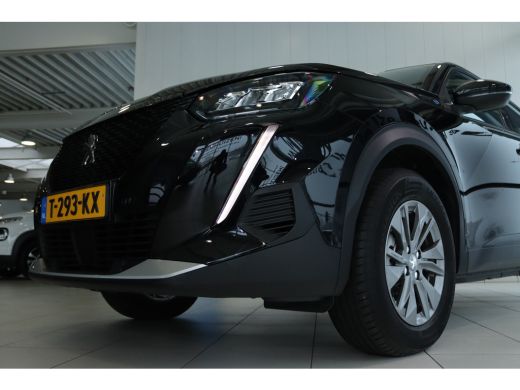 Peugeot e-2008 EV 136PK 50KWH ACTIVE PACK | Cruise Control | Navigatie | Climate | Carplay | LMV | PDC ActivLease financial lease