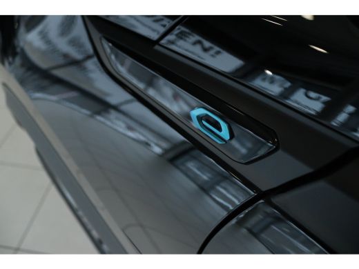 Peugeot e-2008 EV 136PK 50KWH ACTIVE PACK | Cruise Control | Navigatie | Climate | Carplay | LMV | PDC ActivLease financial lease