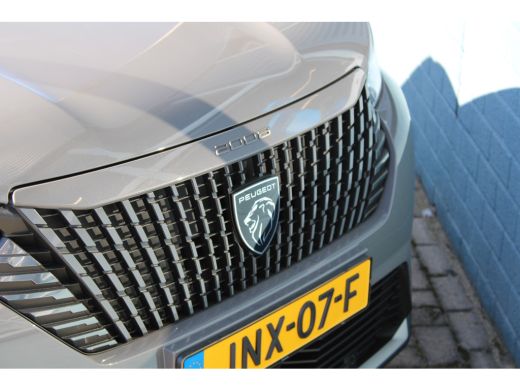 Peugeot e-2008 EV Allure 54 kWh ActivLease financial lease