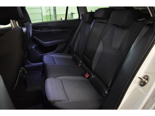 Skoda Octavia Combi TSI iV PHEV 204PK DSG HYBRID BUSINESS NAVI/CARPLAY/PDC STOELVERW ActivLease financial lease