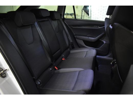 Skoda Octavia Combi TSI iV PHEV 204PK DSG HYBRID BUSINESS NAVI/CARPLAY/PDC STOELVERW ActivLease financial lease