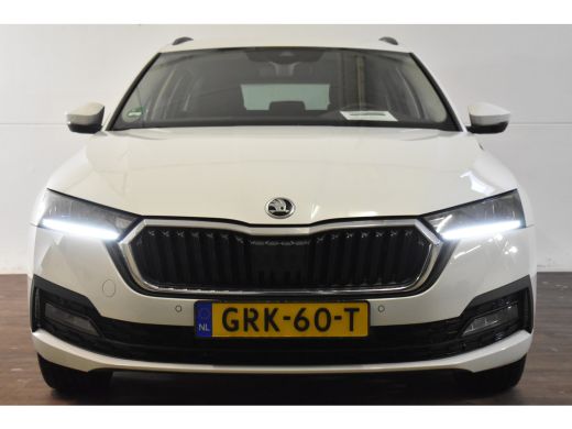 Skoda Octavia Combi TSI iV PHEV 204PK DSG HYBRID BUSINESS NAVI/CARPLAY/PDC STOELVERW ActivLease financial lease