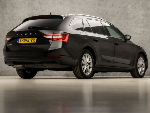 Skoda Superb Combi 1.5 TSI ACT Sport 150Pk Automaat (APPLE CARPLAY, GROOT NAVI, MEMORY SEATS, STOELVERWARMING,... ActivLease financial lease