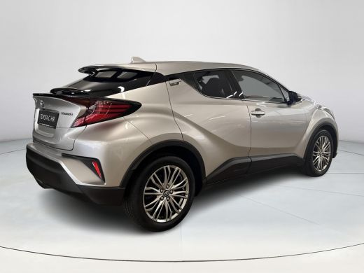Toyota C-HR 1.8 Hybrid Executive | 06-10141018 Voor meer informatie ActivLease financial lease