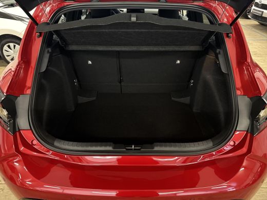 Toyota Corolla Hybrid 140 Executive | 06-10141018 Voor meer informatie ActivLease financial lease