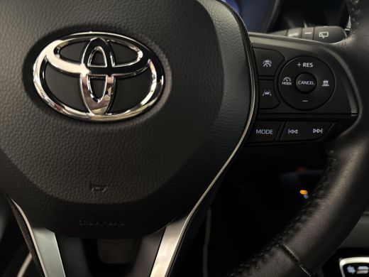 Toyota Corolla Hybrid 140 Executive | 06-10141018 Voor meer informatie ActivLease financial lease