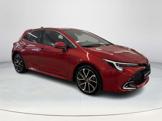 Toyota Corolla Hybrid 140 Executive | 06-10141018 Voor meer informatie ActivLease financial lease