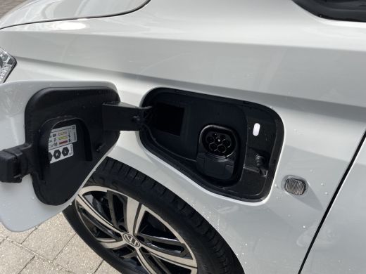 Volkswagen Caddy 1.5 TSI 150PK DSG Hybride Style | app connect | Led koplampen ActivLease financial lease