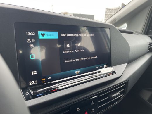 Volkswagen Caddy Kombi 1.5 TSI 150PK DSG Hybride | app connect | trekhaak | 5 zitplaatsen | Trekhaak | App connect ActivLease financial lease