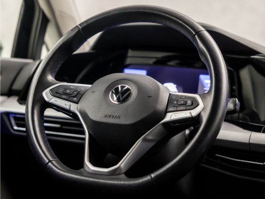 Volkswagen Golf 1.0 TSI Sportline (DIGITAL DASHBOARD, TREKHAAK, KEYLESS START, LED KOPLAMPEN, GETINT GLAS, SPORTS... ActivLease financial lease